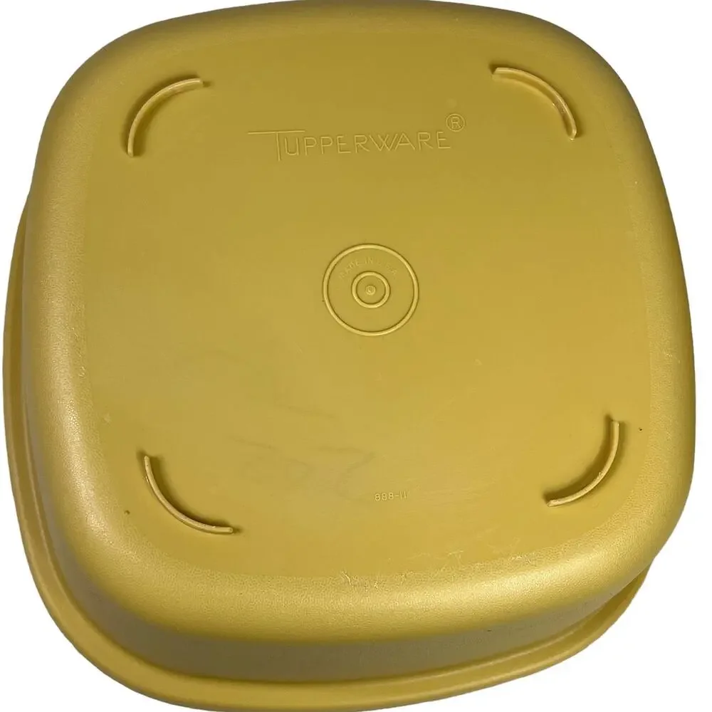 Tupperware Vintage Microwave Steam and Store Vegetable/Rice Steamer Harvest Gold